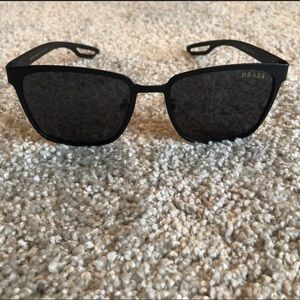 🔥 SALE Prada sunglasses